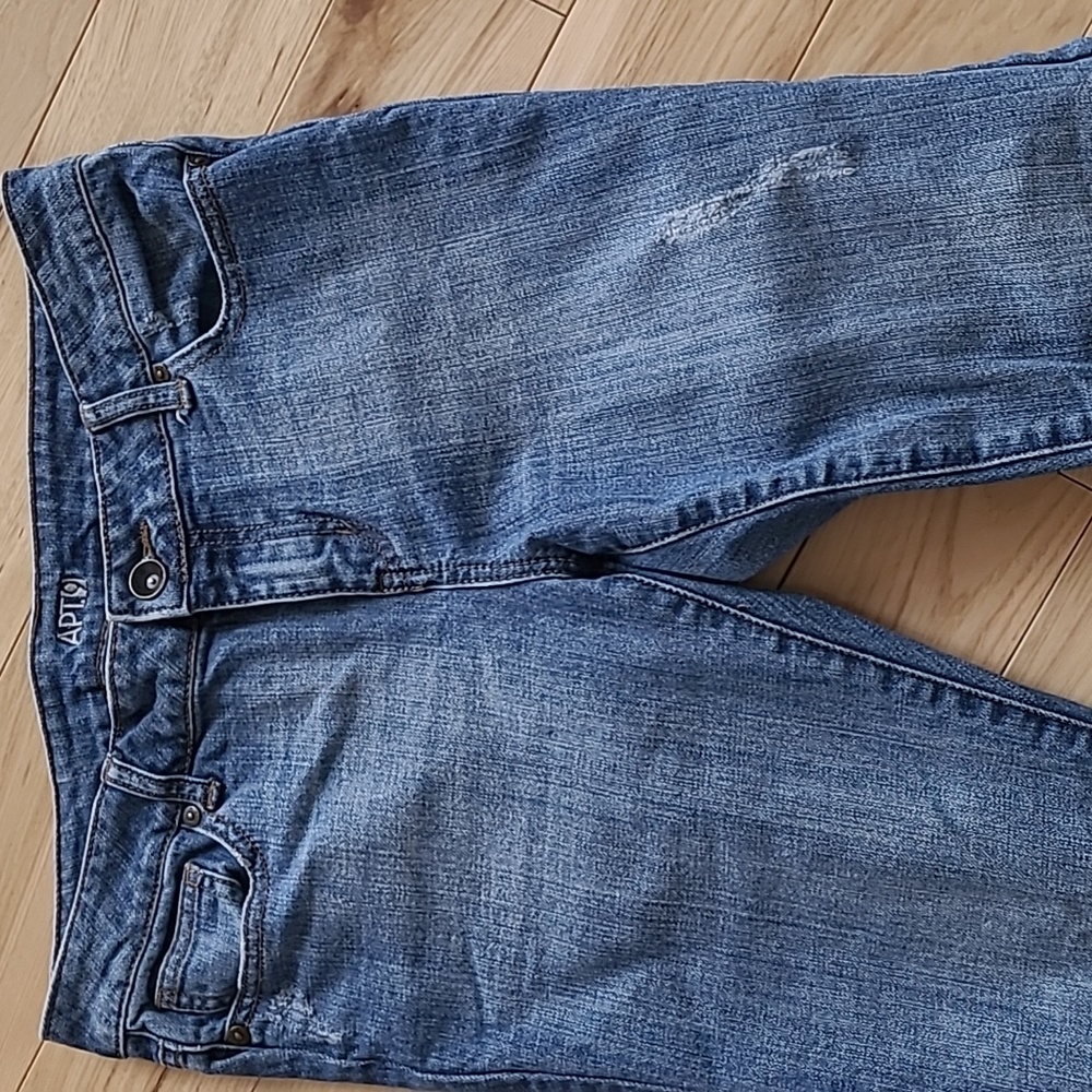 Apt 9 Women's 10 Jeans Distressed Denim 5 Pocket - Picture 4 of 6